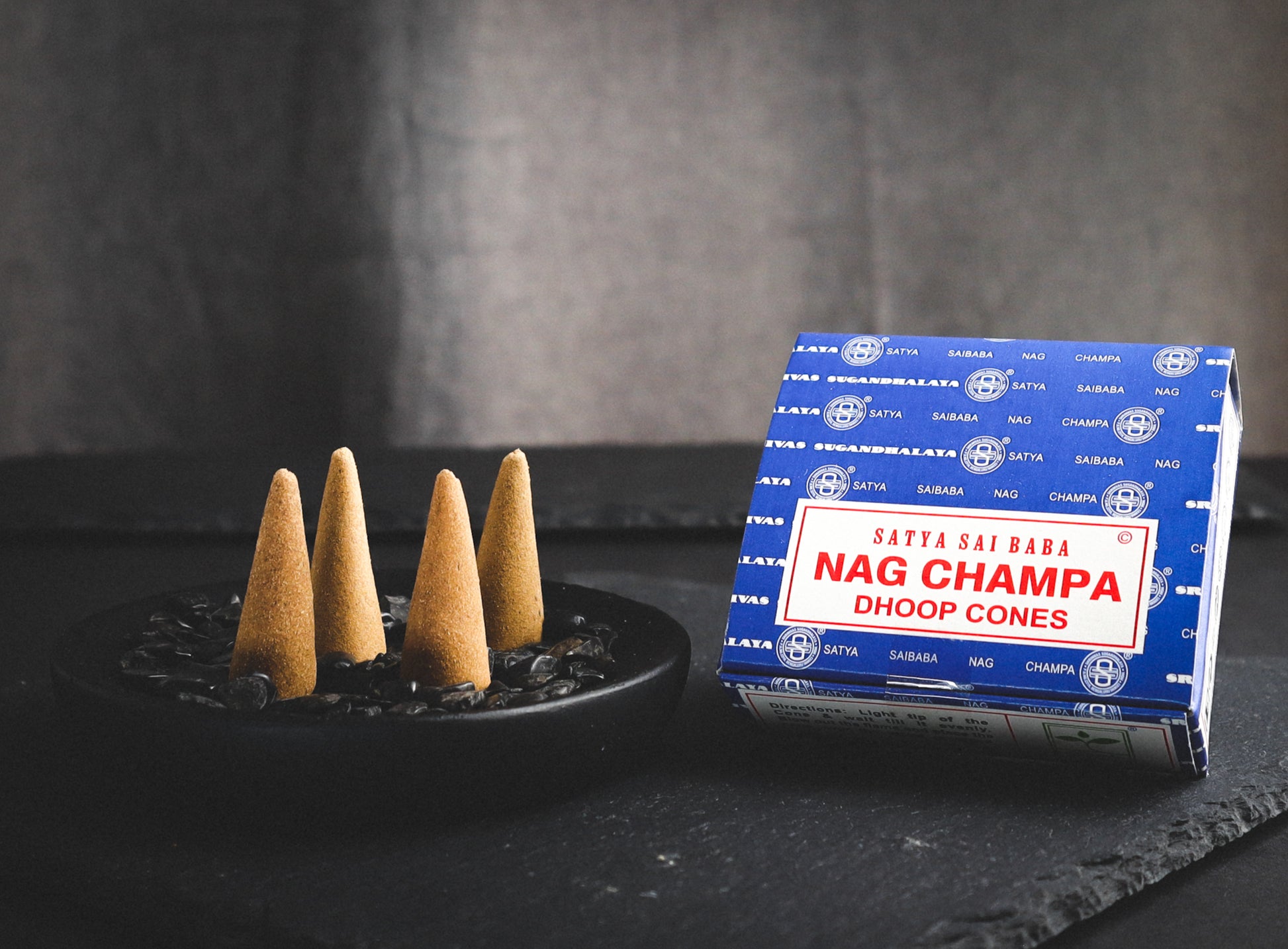 Incense cones with backflow action. DIŠEČI STOŽCI (Za dimno fontano) - Nag Champa so izdelani iz visokok